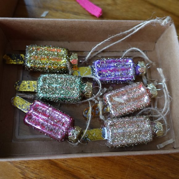 Glitterville Studios Mini Popsicle Ornaments (Boxed Set of 6) - Picture 12 of 16